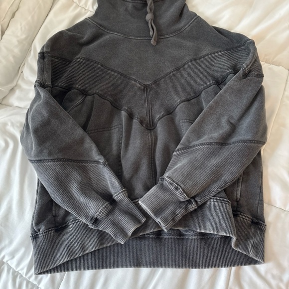 FP Movement by Free People Gray Sweater - Picture 1 of 2